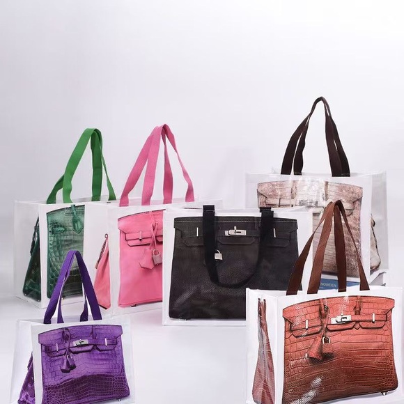 Croc "Print" Reusable Shopping Tote in Brown - Picture 13 of 13